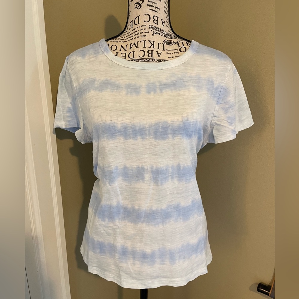 GAP Blue and White Tie-Dye Short Sleeve Tee